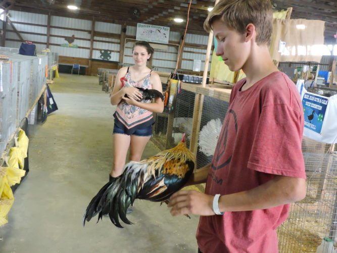 Monroe County FairGoers Have Fun With Science in Woodsfield News